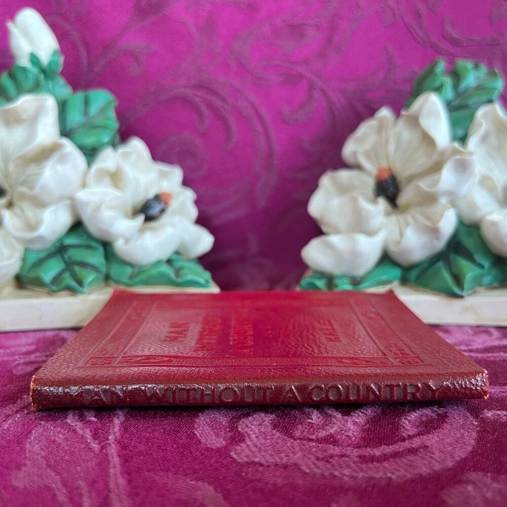 Ca 1923 The Man Without a Country by Edward Everett Hale. Little Luxart Library. - Picture 2 of 11